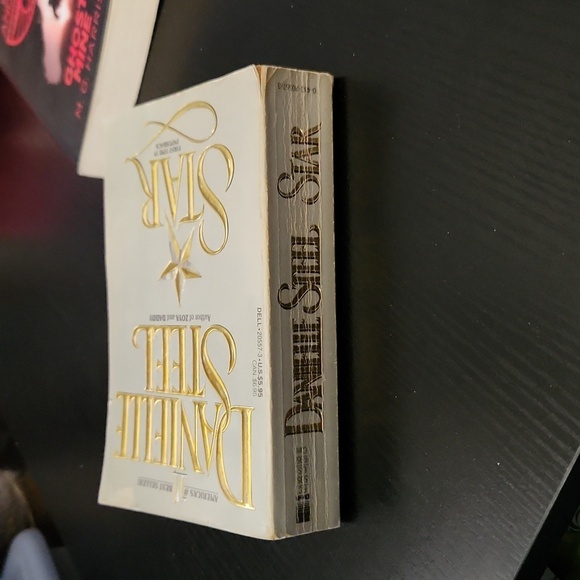 Star by Danielle Steel - Picture 4 of 7